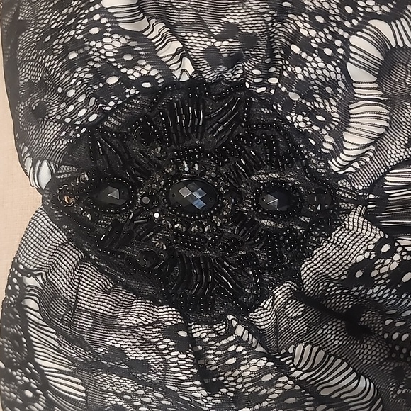 Maurice's Beautiful Strapless Top - Picture 2 of 6